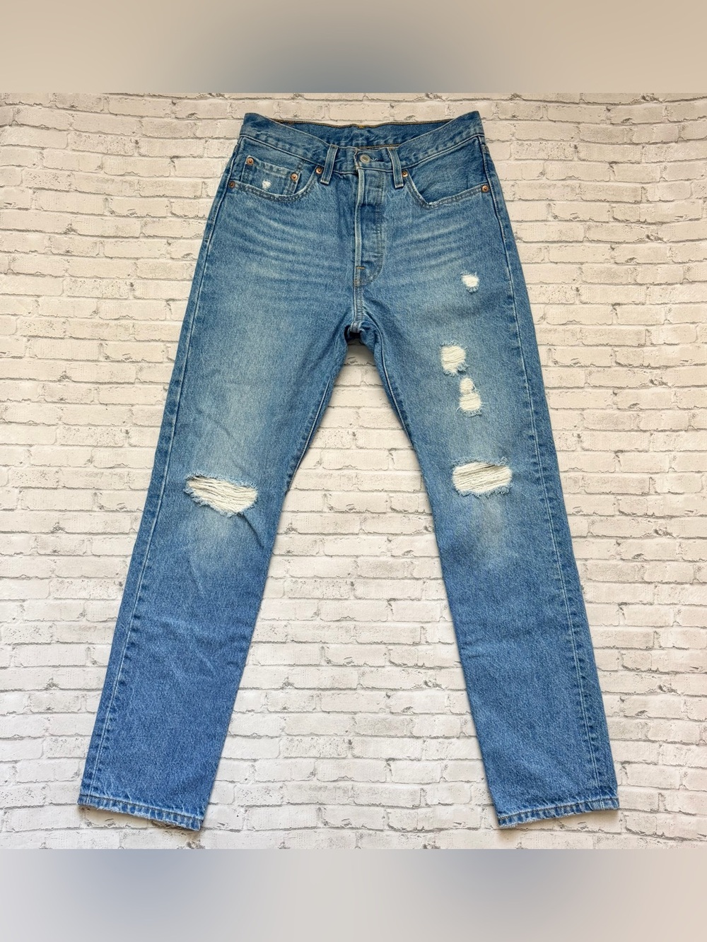Women’s Levi's 501 Straight Leg Distressed Jeans